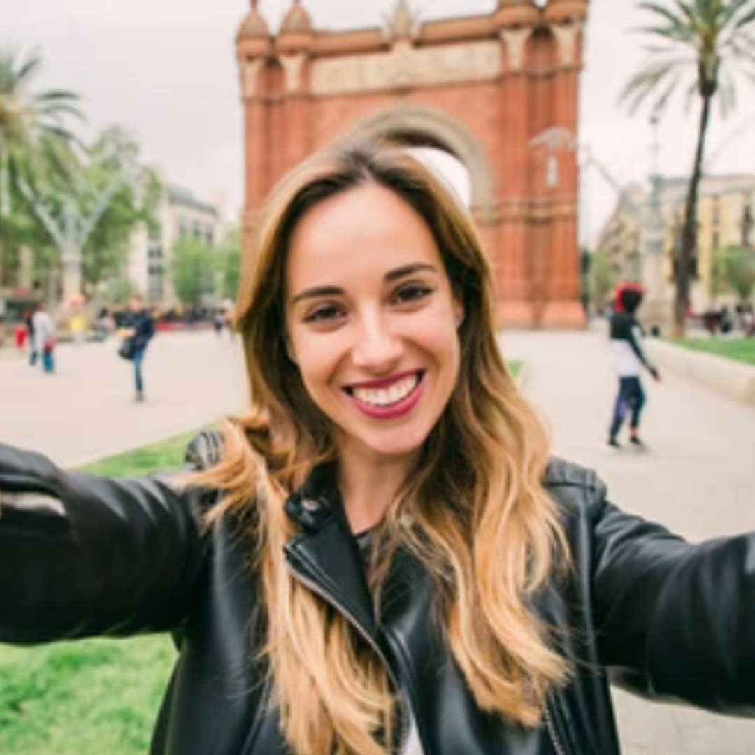 María Sáncez.